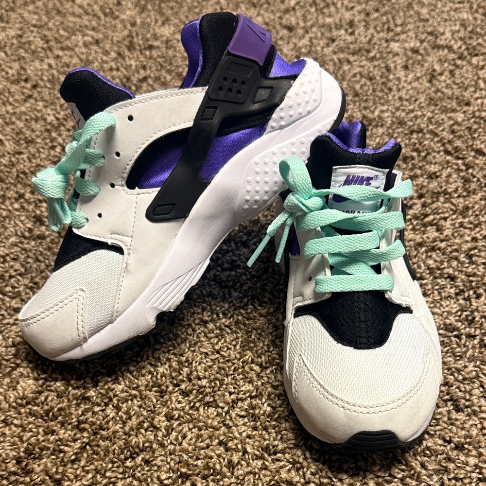 Nike Kids' White, Purple, and Mint Sneakers